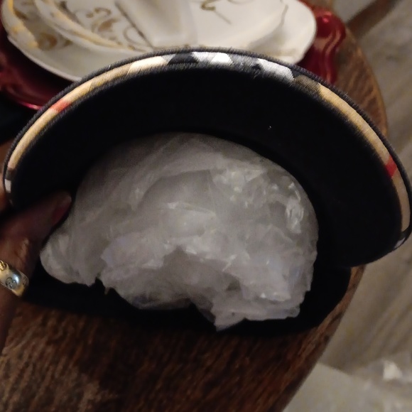 BURBERRY NWT KINGDOM  CAP  LARGE - Picture 6 of 10